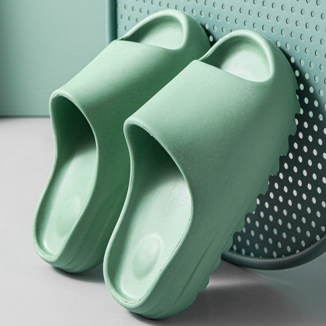 Topvivi soft slippers luxury man clapper 2021 summer fashion eva slippers Thick bottom slide beach sandal man house man slippers